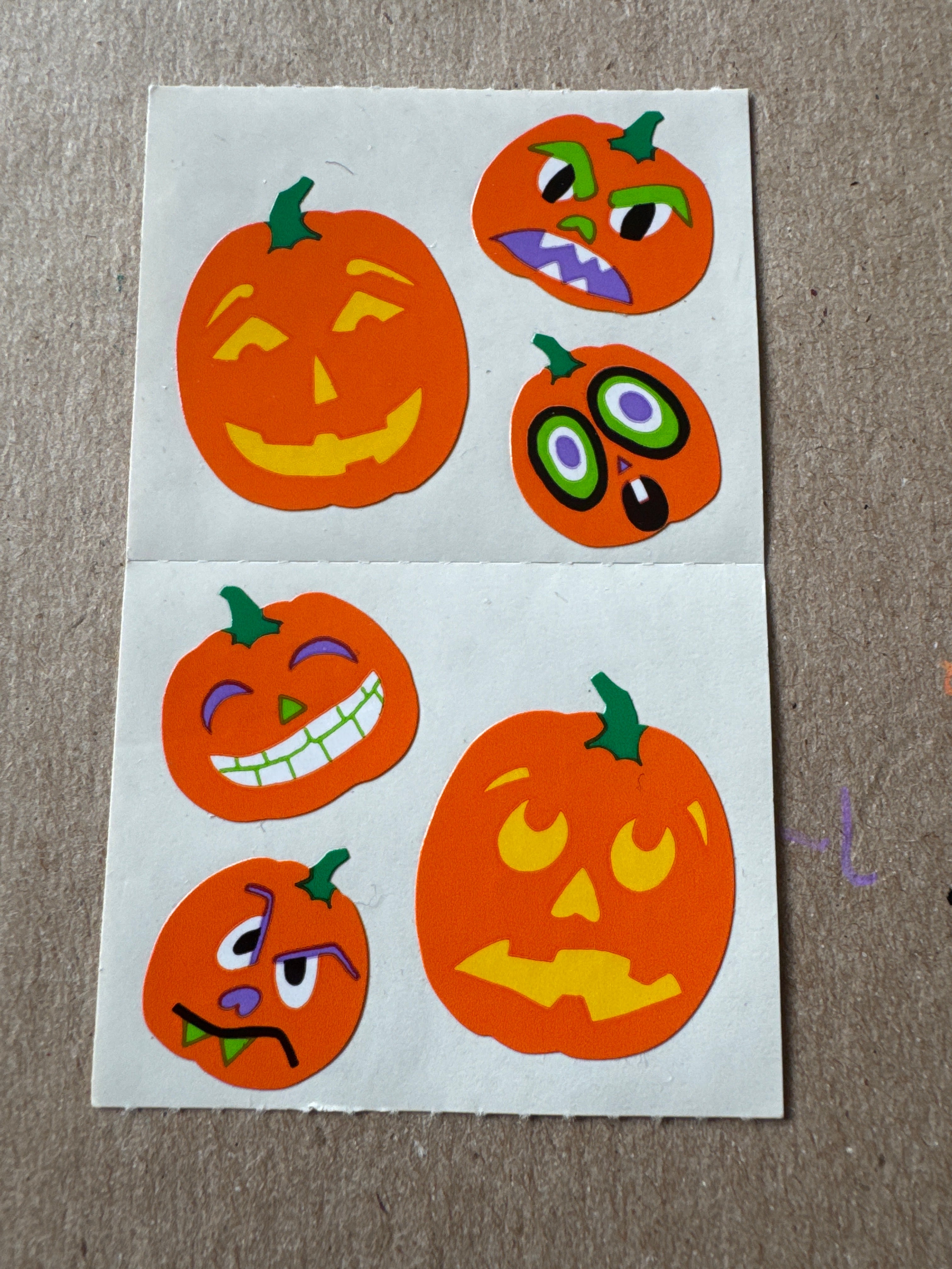 Mrs. Grossman’s Jack-O-Lantern (2 mods)