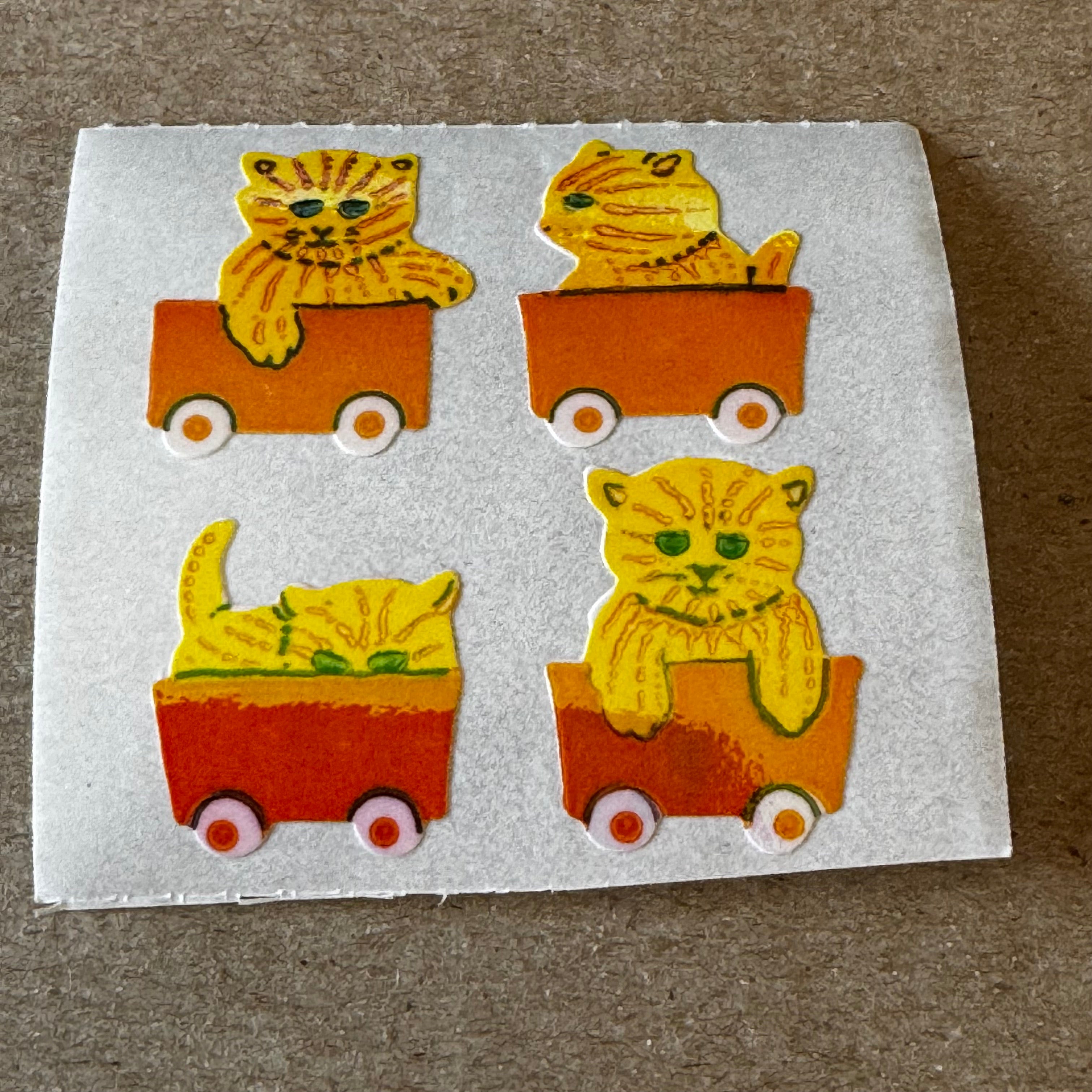 Pearlie Square Mod: Kittens on Train