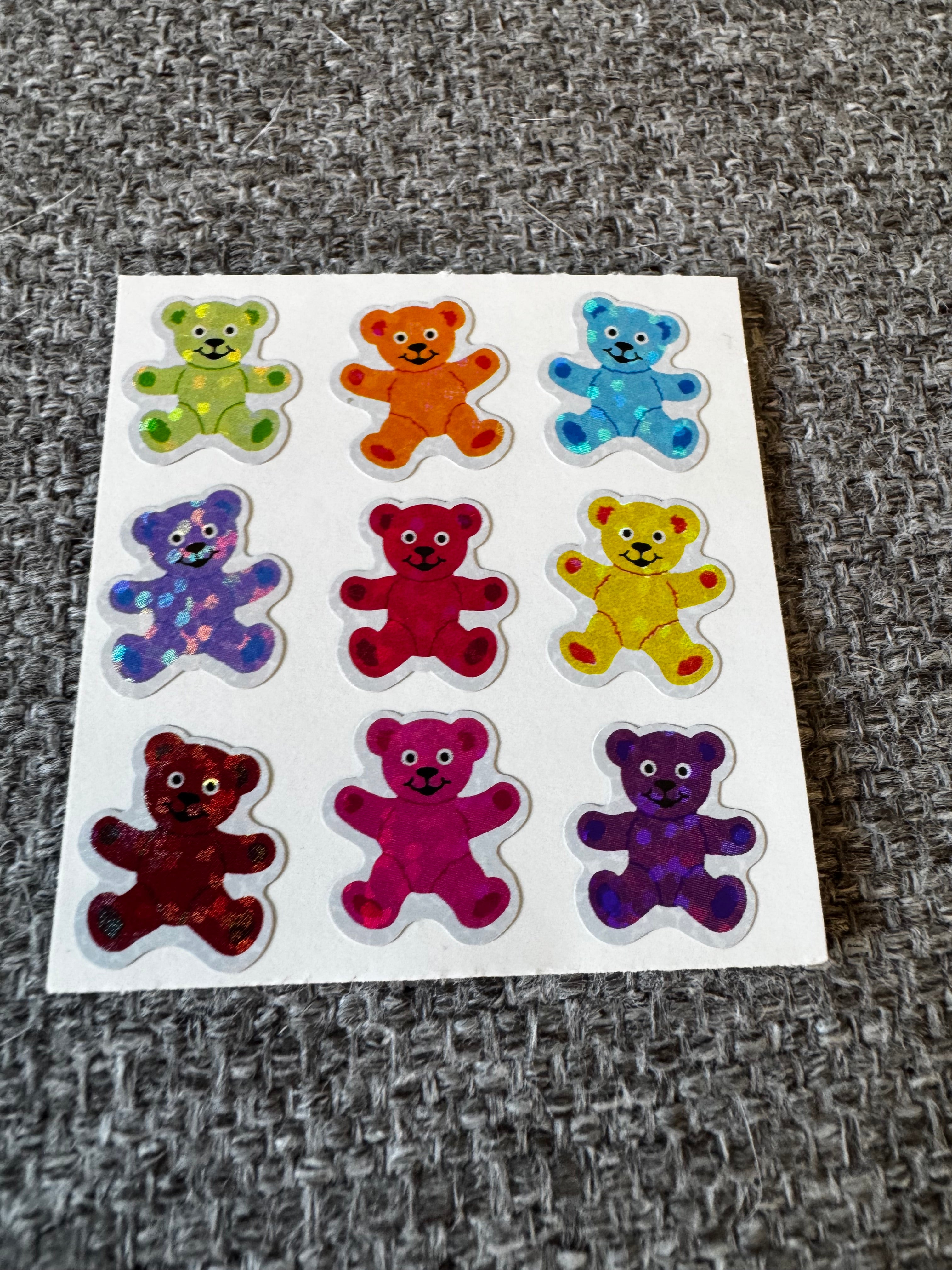 Prismatic Mod: Colorful Bears (SANDYLION)
